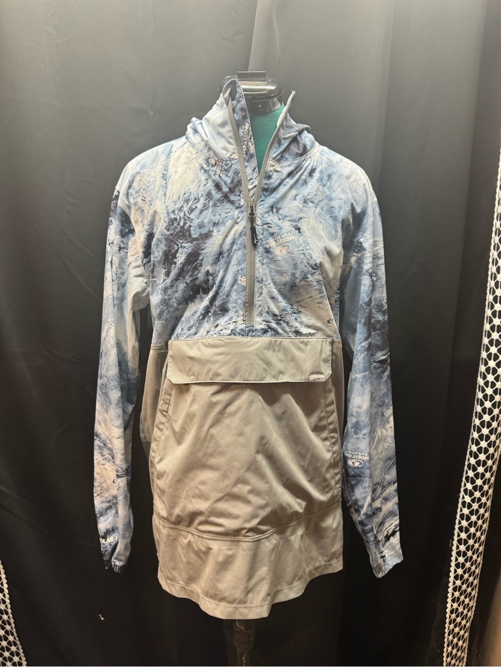 Lightweight Marble-Print Pullover Utility Jacket in Blue and Gray